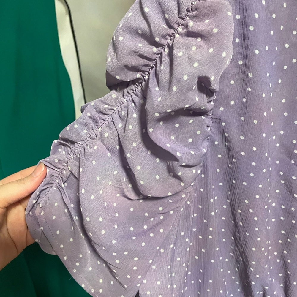 Lavender Polka Dot Peplum Top - Picture 5 of 6